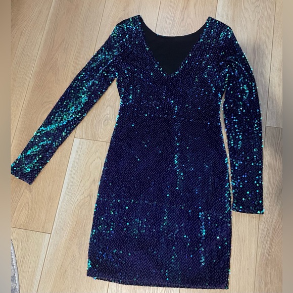 Sequins Mini Dress - Picture 2 of 2
